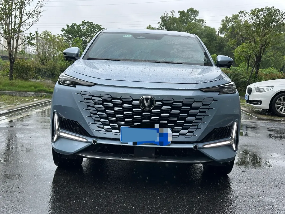 2021 ChangAn UNI-K 2.0T 233HP L4 8AT,autocango,china used car exporter,china ev exporter,chinese used car exporter,chinese used ev exporter