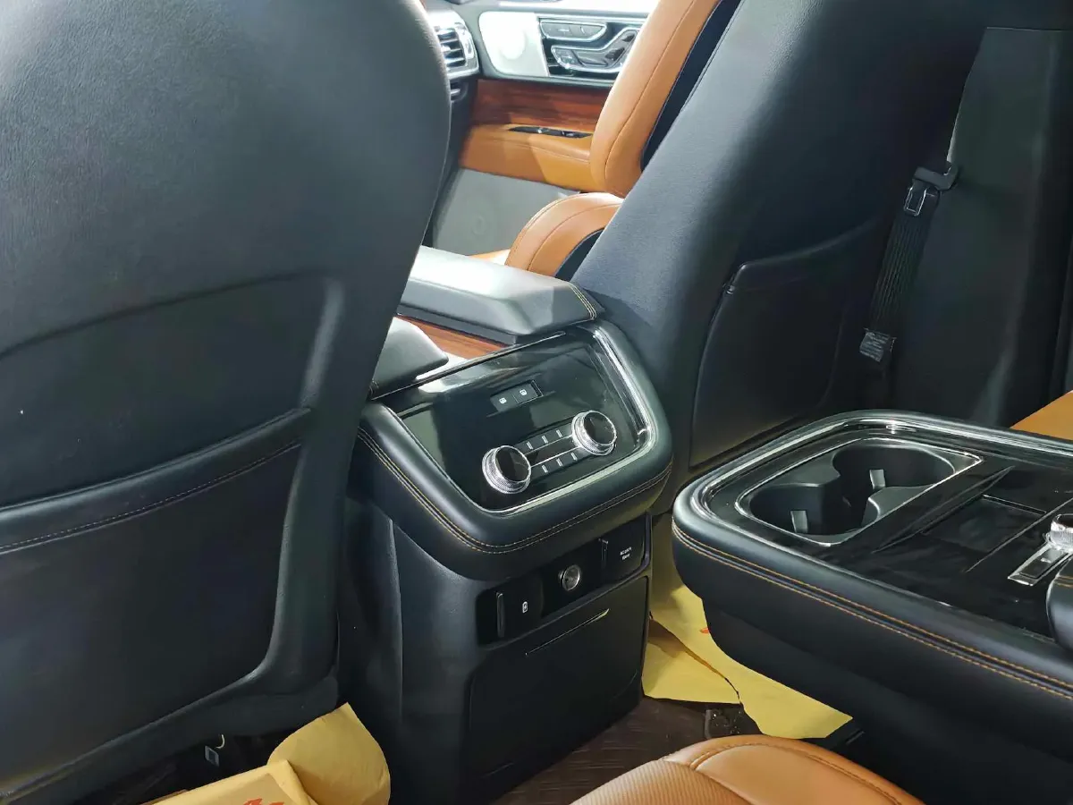 2020 Lincoln Navigator 3.5T 388HP V6 10AT,autocango,china used car exporter,china ev exporter,chinese used car exporter,chinese used ev exporter