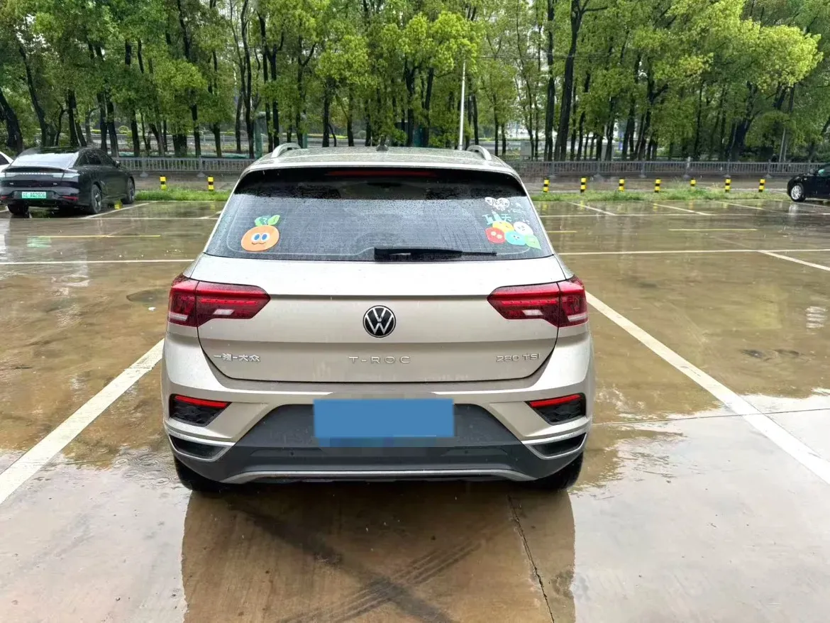 2022 Volkswagen T-Roc 1.4T 150HP L4 7DCT,autocango,china used car exporter,china ev exporter,chinese used car exporter,chinese used ev exporter