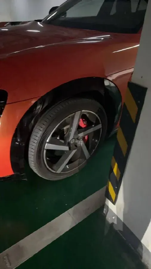 2025 MI YU7 BEV 101.7KWH,autocango,china used car exporter,china ev exporter,chinese used car exporter,chinese used ev exporter