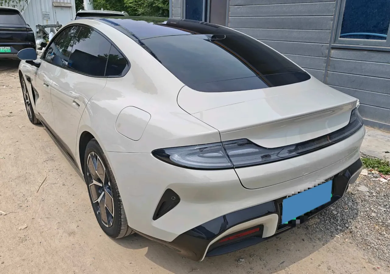 2024 MI SU7 BEV 73.6KWH,autocango,china used car exporter,china ev exporter,chinese used car exporter,chinese used ev exporter