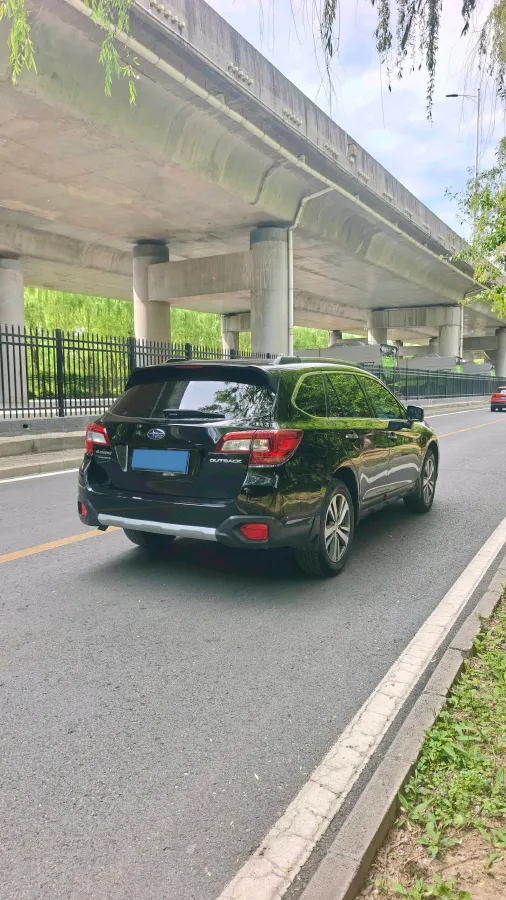 2020 Subaru Outback 2.5L 175HP H4 CVT,autocango,china used car exporter,china ev exporter,chinese used car exporter,chinese used ev exporter
