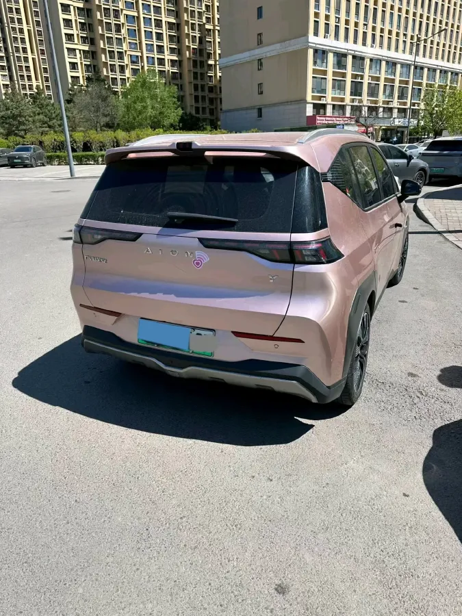 2022 Geely Okavango 1.8T 184HP L4 7DCT,autocango,china used car exporter,china ev exporter,chinese used car exporter,chinese used ev exporter