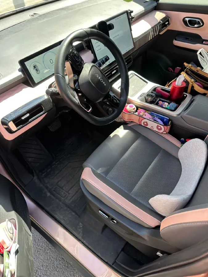 2022 Geely Okavango 1.8T 184HP L4 7DCT,autocango,china used car exporter,china ev exporter,chinese used car exporter,chinese used ev exporter