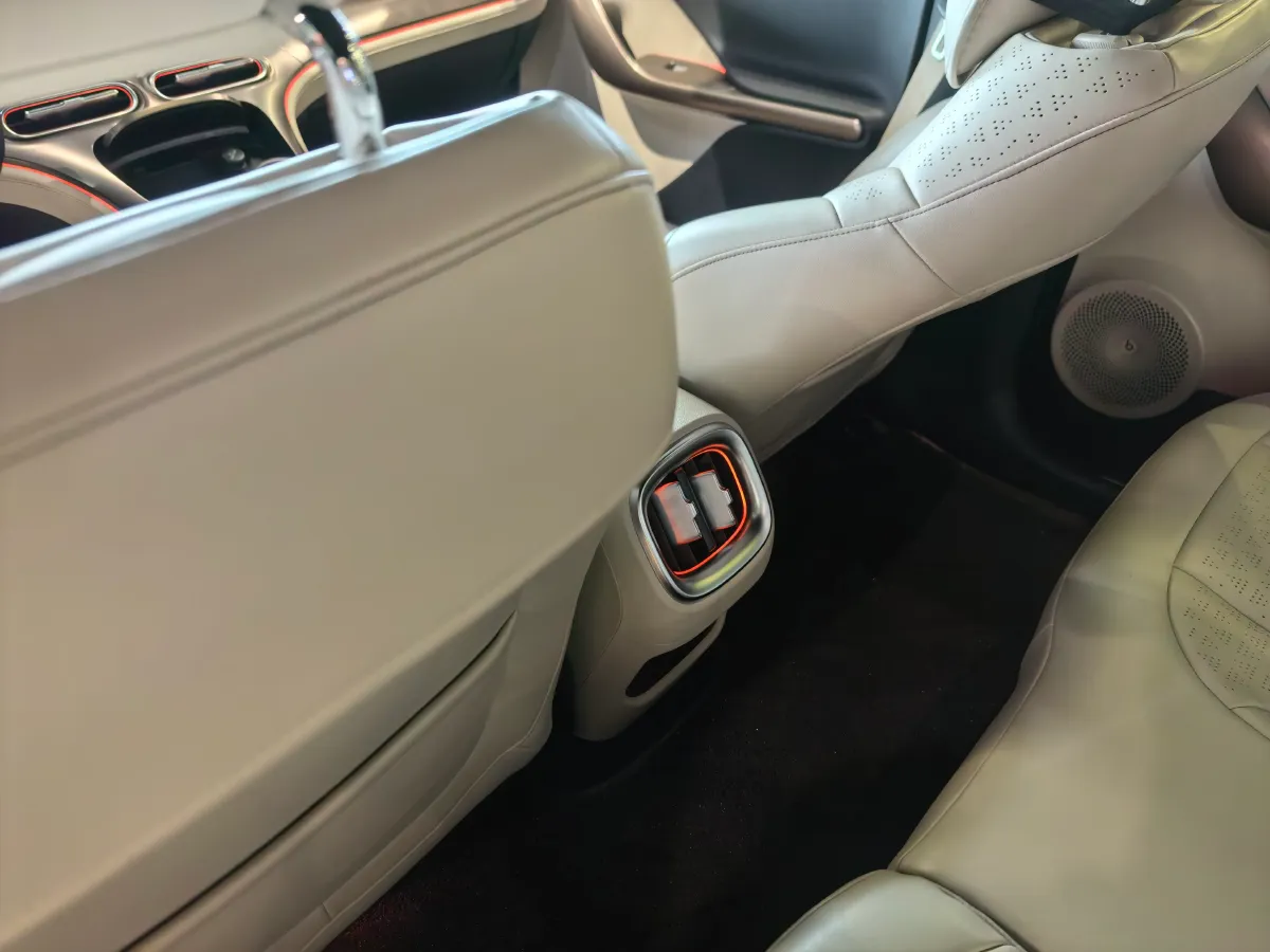 2022 Smart smart Elf 1 BEV 66KWH,autocango,china used car exporter,china ev exporter,chinese used car exporter,chinese used ev exporter