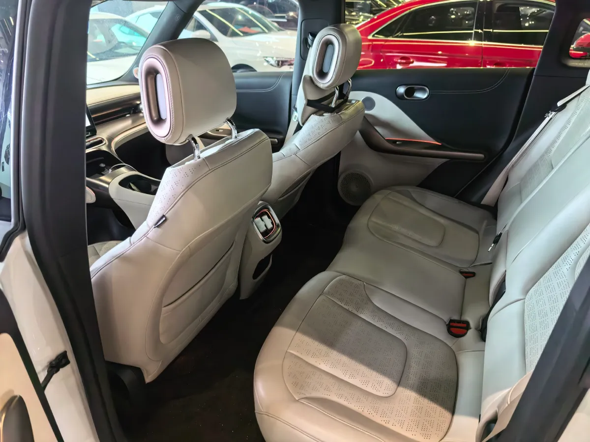 2022 Smart smart Elf 1 BEV 66KWH,autocango,china used car exporter,china ev exporter,chinese used car exporter,chinese used ev exporter