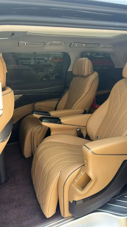 2024 Denza D9 1.5T 139HP L4 E-CVT PHEV 40KWH,autocango,china used car exporter,china ev exporter,chinese used car exporter,chinese used ev exporter