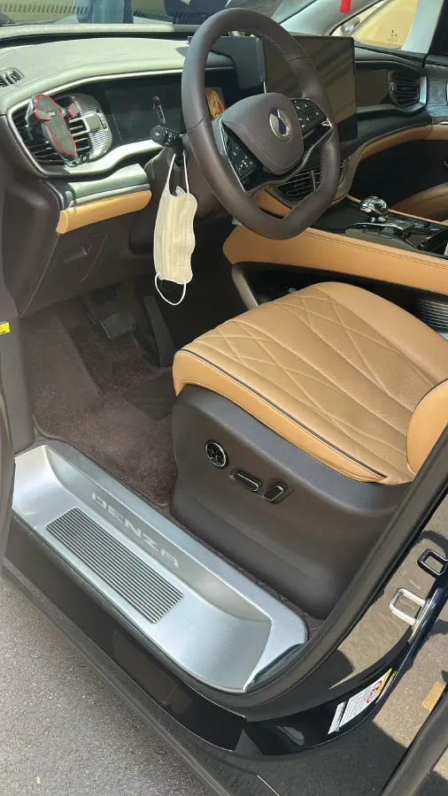 2024 Denza D9 1.5T 139HP L4 E-CVT PHEV 40KWH,autocango,china used car exporter,china ev exporter,chinese used car exporter,chinese used ev exporter