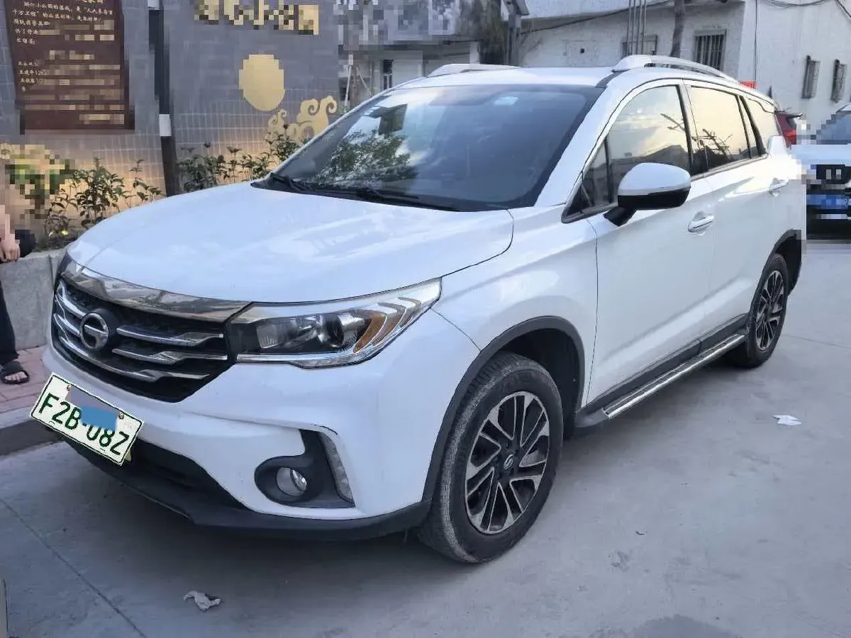 2017 GAC Trumpchi GS4 1.3T 137HP L4 5MT,autocango,china used car exporter,china ev exporter,chinese used car exporter,chinese used ev exporter