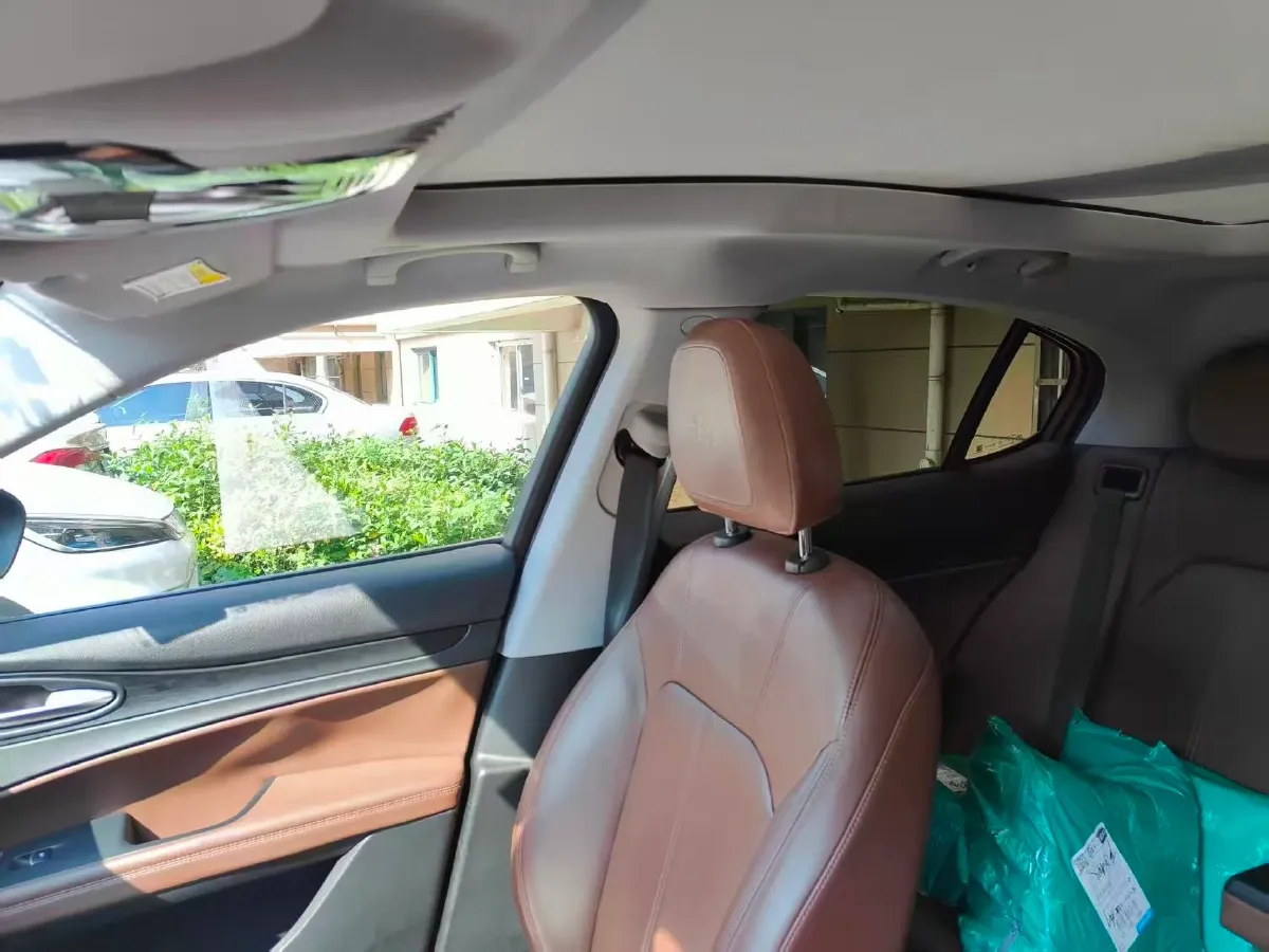 2017 Toyota Highlander 2.0T 220HP L4 6AT,autocango,china used car exporter,china ev exporter,chinese used car exporter,chinese used ev exporter