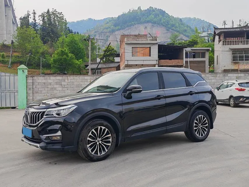 2018 Brilliance Auto V6 1.5T 150HP L4 6MT,autocango,china used car exporter,china ev exporter,chinese used car exporter,chinese used ev exporter