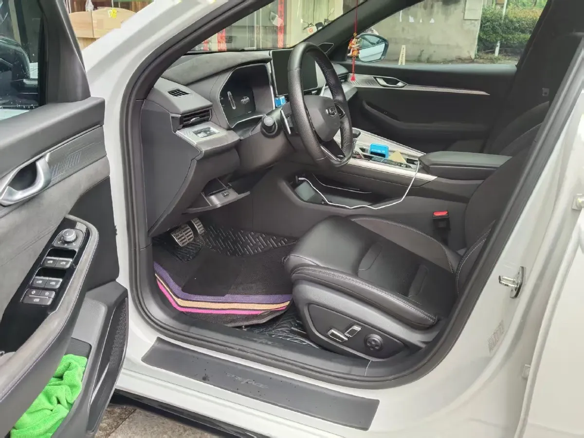 2024 Geely Preface 2.0T 190HP L4 7DCT,autocango,china used car exporter,china ev exporter,chinese used car exporter,chinese used ev exporter