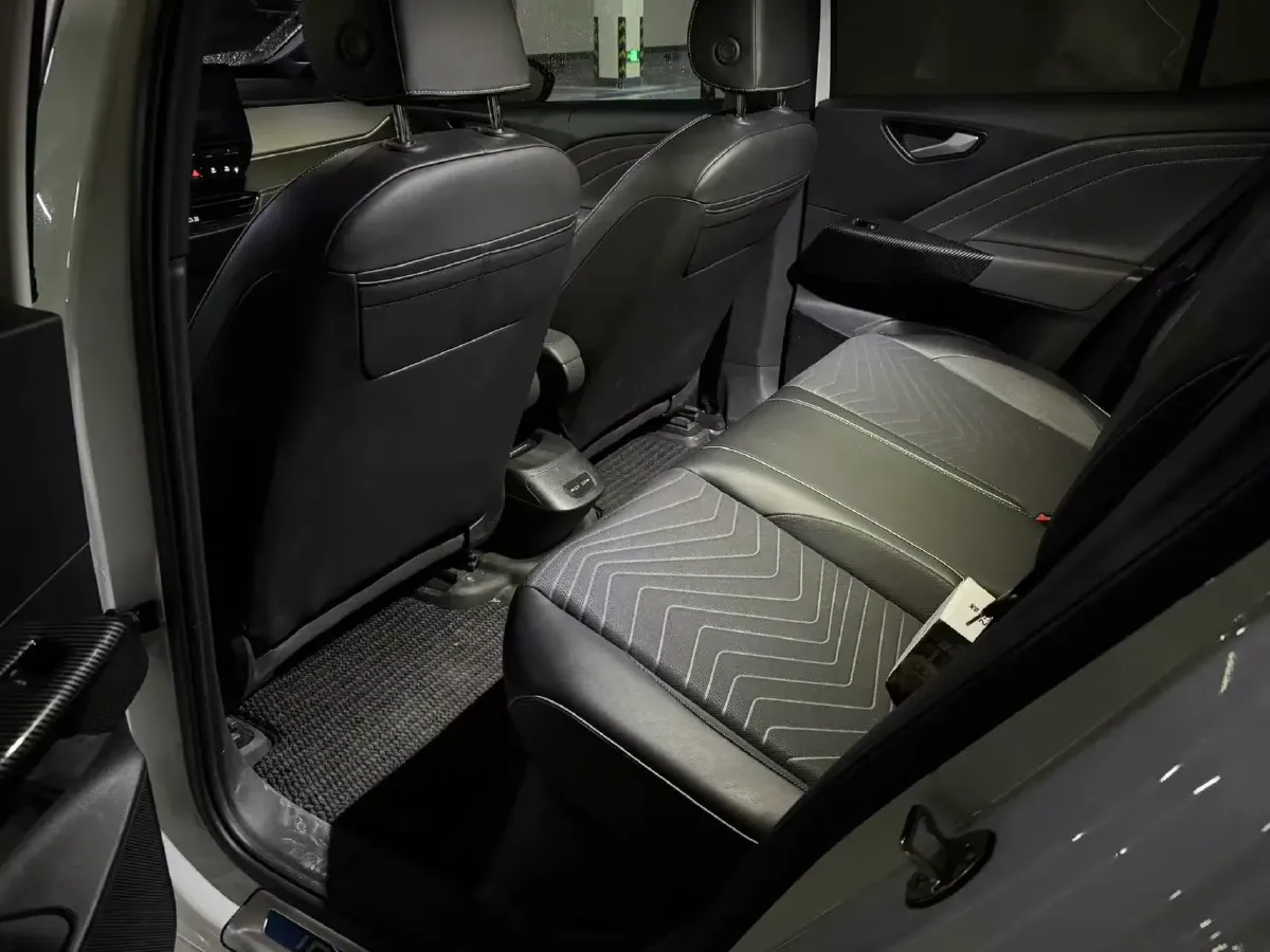 2024 Volkswagen ID.3 BEV 52.8KWH,autocango,china used car exporter,china ev exporter,chinese used car exporter,chinese used ev exporter