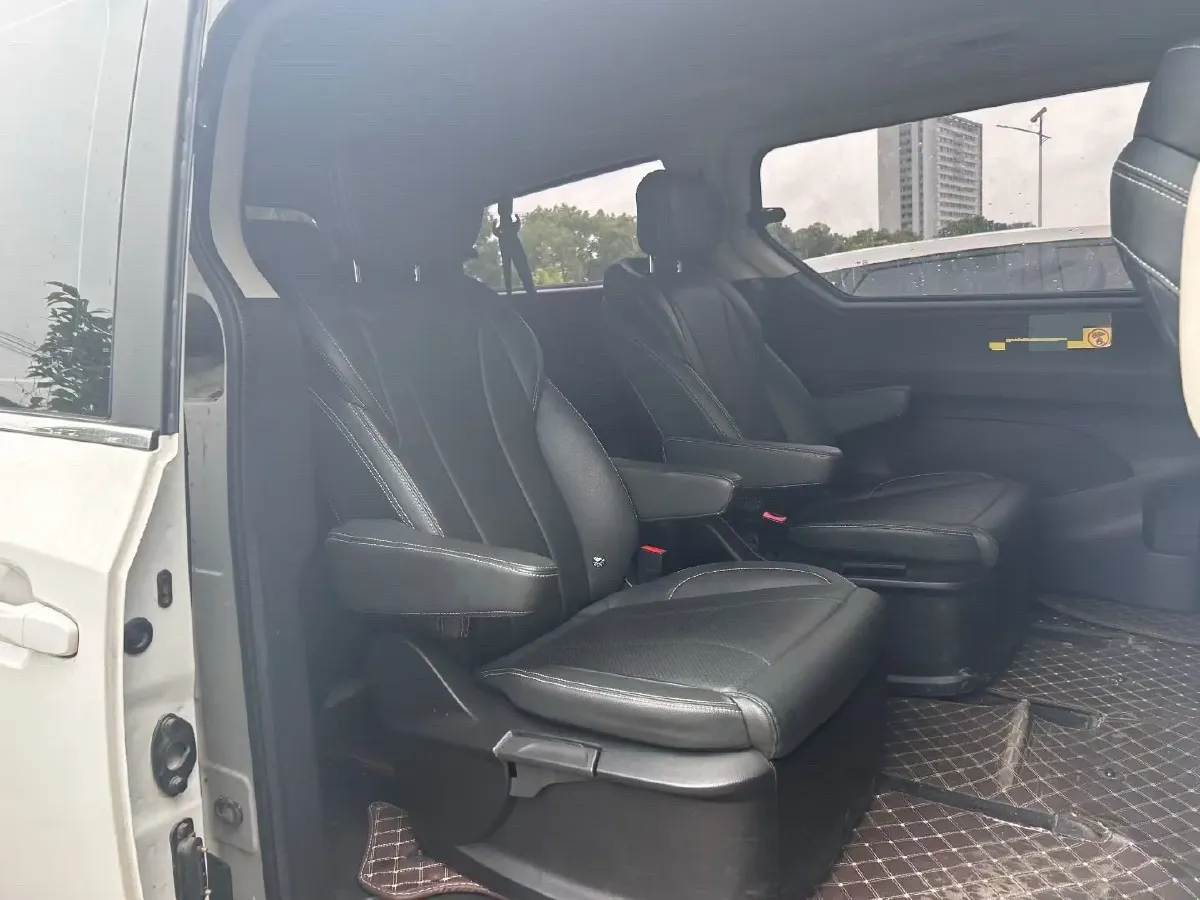 2023 MAXUS G20 2.0T 224HP L4 8AT,autocango,china used car exporter,china ev exporter,chinese used car exporter,chinese used ev exporter