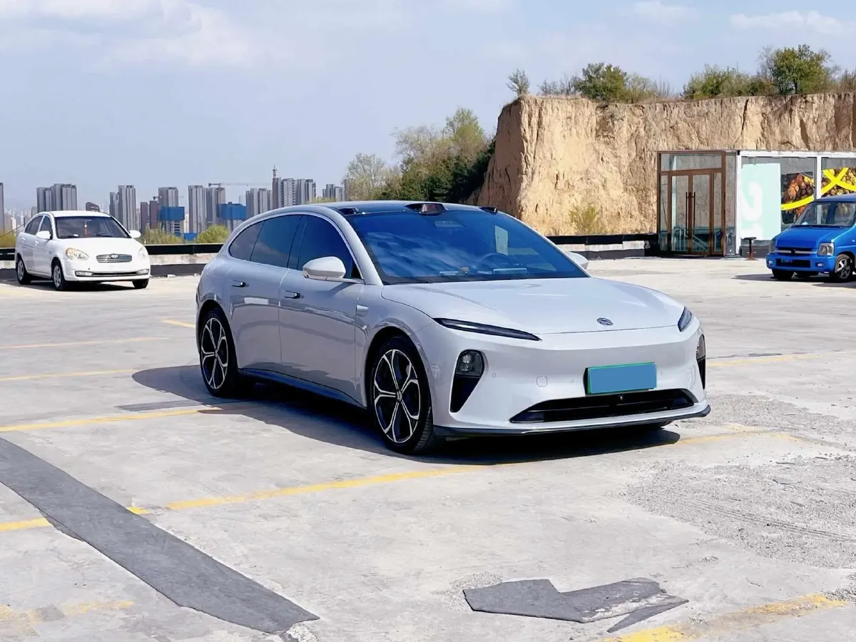 2023 NIO ET5T BEV 75KWH,autocango,china used car exporter,china ev exporter,chinese used car exporter,chinese used ev exporter