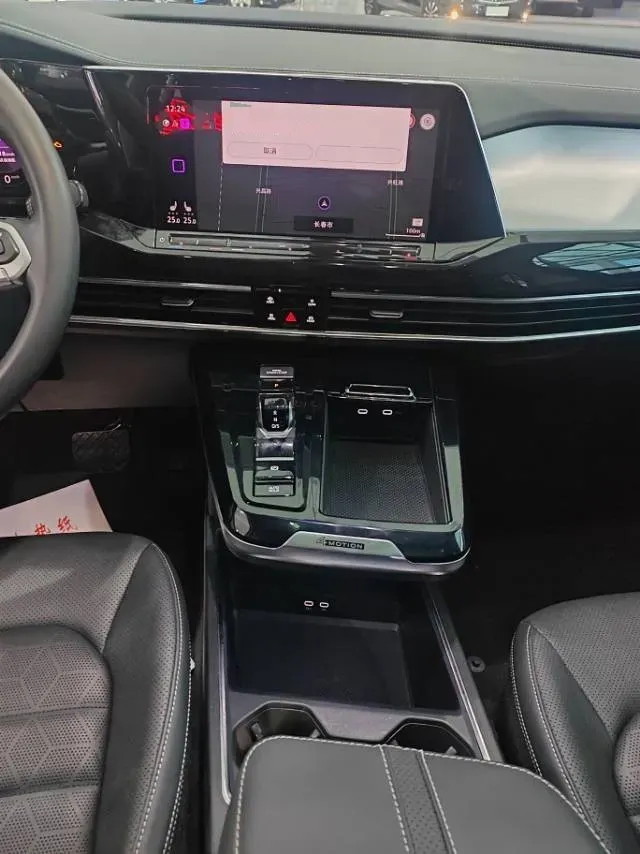 2022 Volkswagen Talagon 2.0T 220HP L4 7DCT,autocango,china used car exporter,china ev exporter,chinese used car exporter,chinese used ev exporter