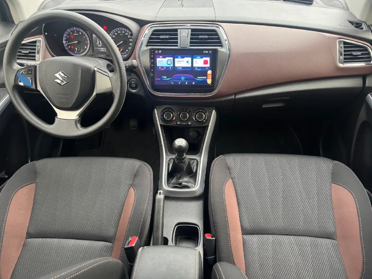 2017 Suzuki SX4 S-Cross 1.6L 122HP L4 5MT,autocango,china used car exporter,china ev exporter,chinese used car exporter,chinese used ev exporter