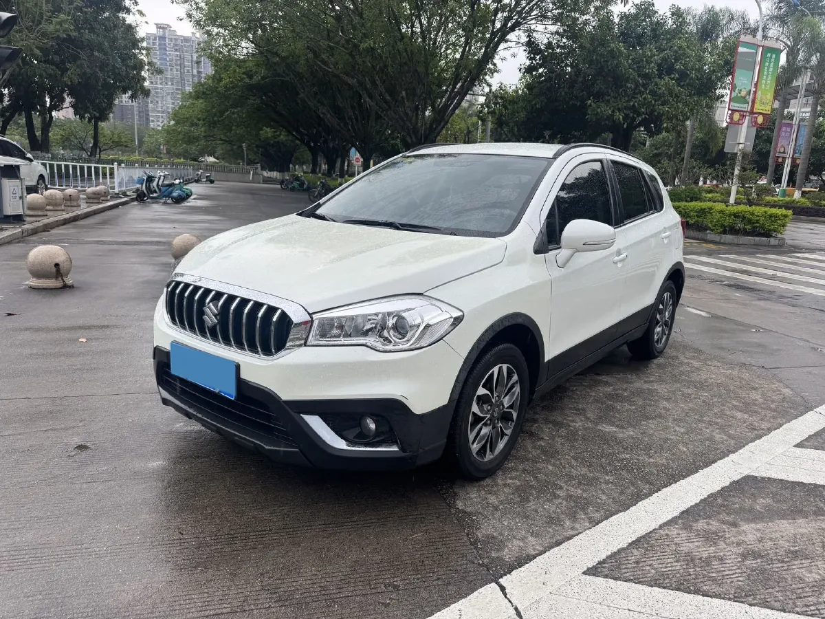 2017 Suzuki SX4 S-Cross 1.6L 122HP L4 5MT,autocango,china used car exporter,china ev exporter,chinese used car exporter,chinese used ev exporter