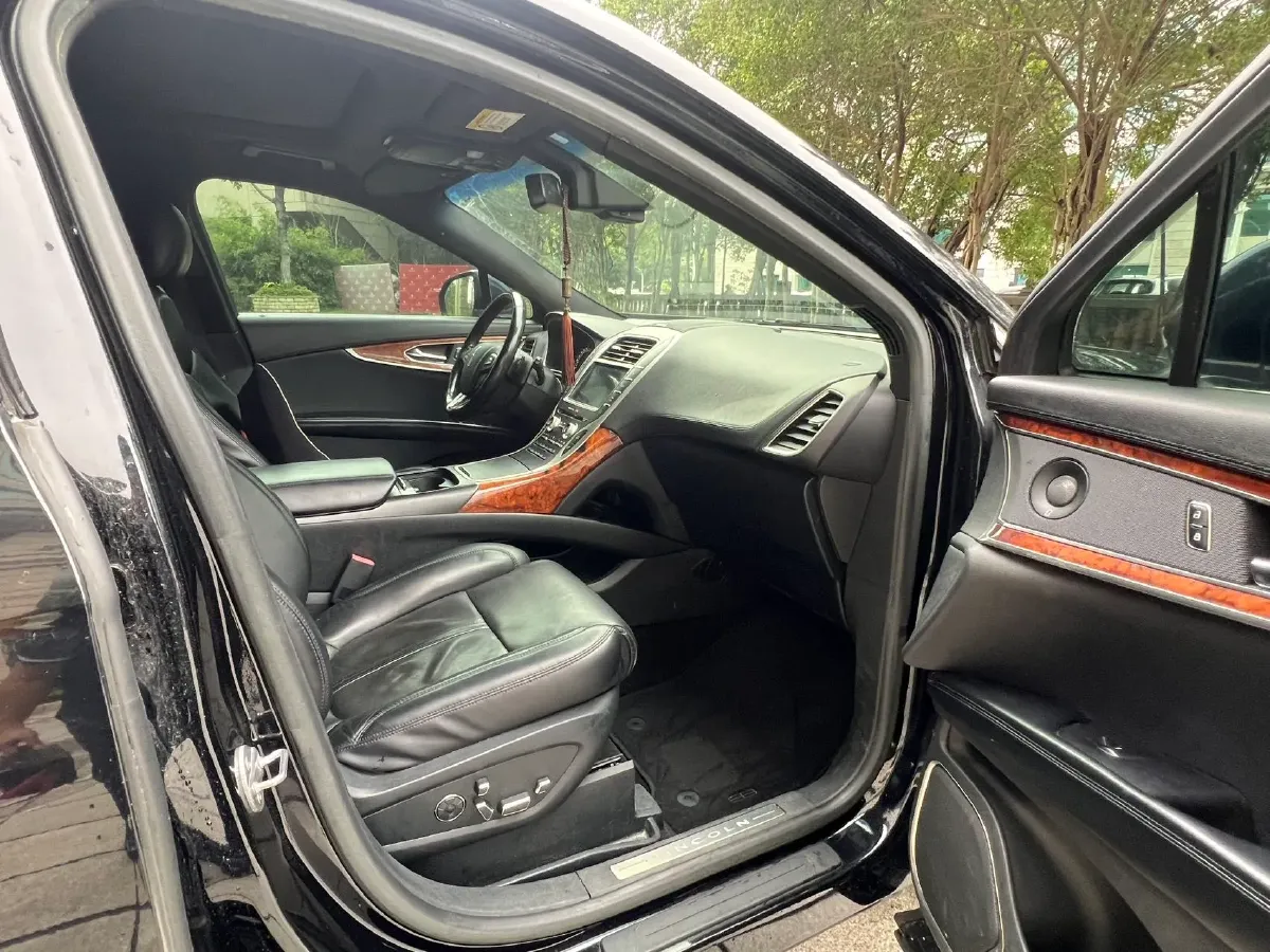 2017 Lincoln MKX 2.7T 340HP V6 6AT,autocango,china used car exporter,china ev exporter,chinese used car exporter,chinese used ev exporter