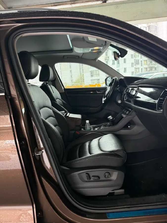 2019 Chevrolet Equinox 2.0T 260HP L4 9AT,autocango,china used car exporter,china ev exporter,chinese used car exporter,chinese used ev exporter