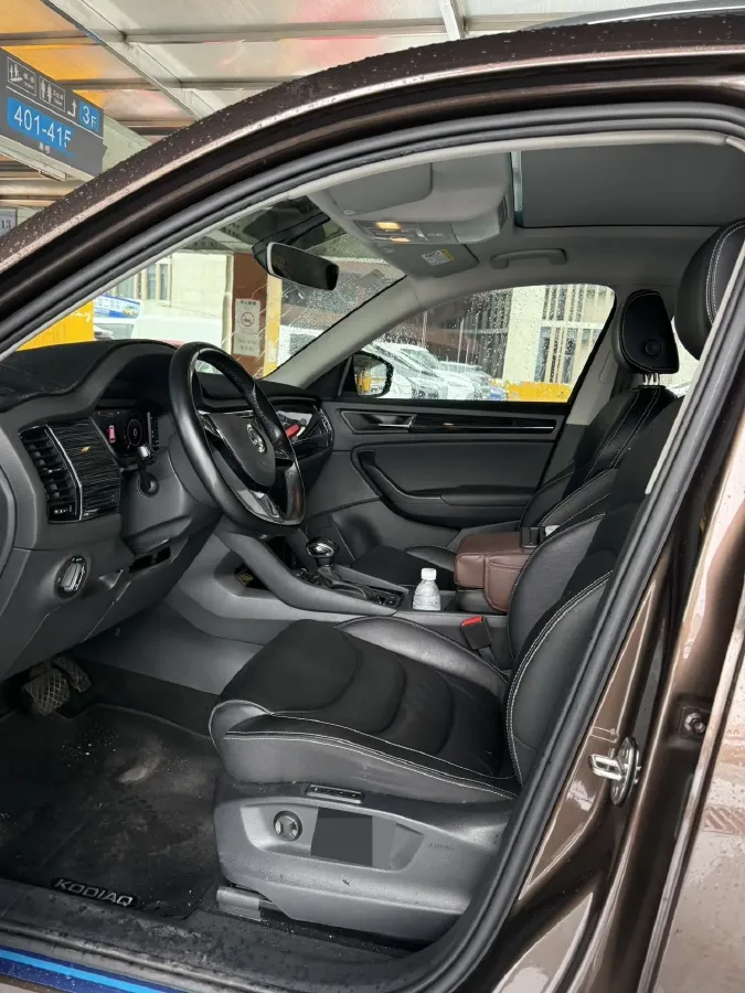 2019 Chevrolet Equinox 2.0T 260HP L4 9AT,autocango,china used car exporter,china ev exporter,chinese used car exporter,chinese used ev exporter