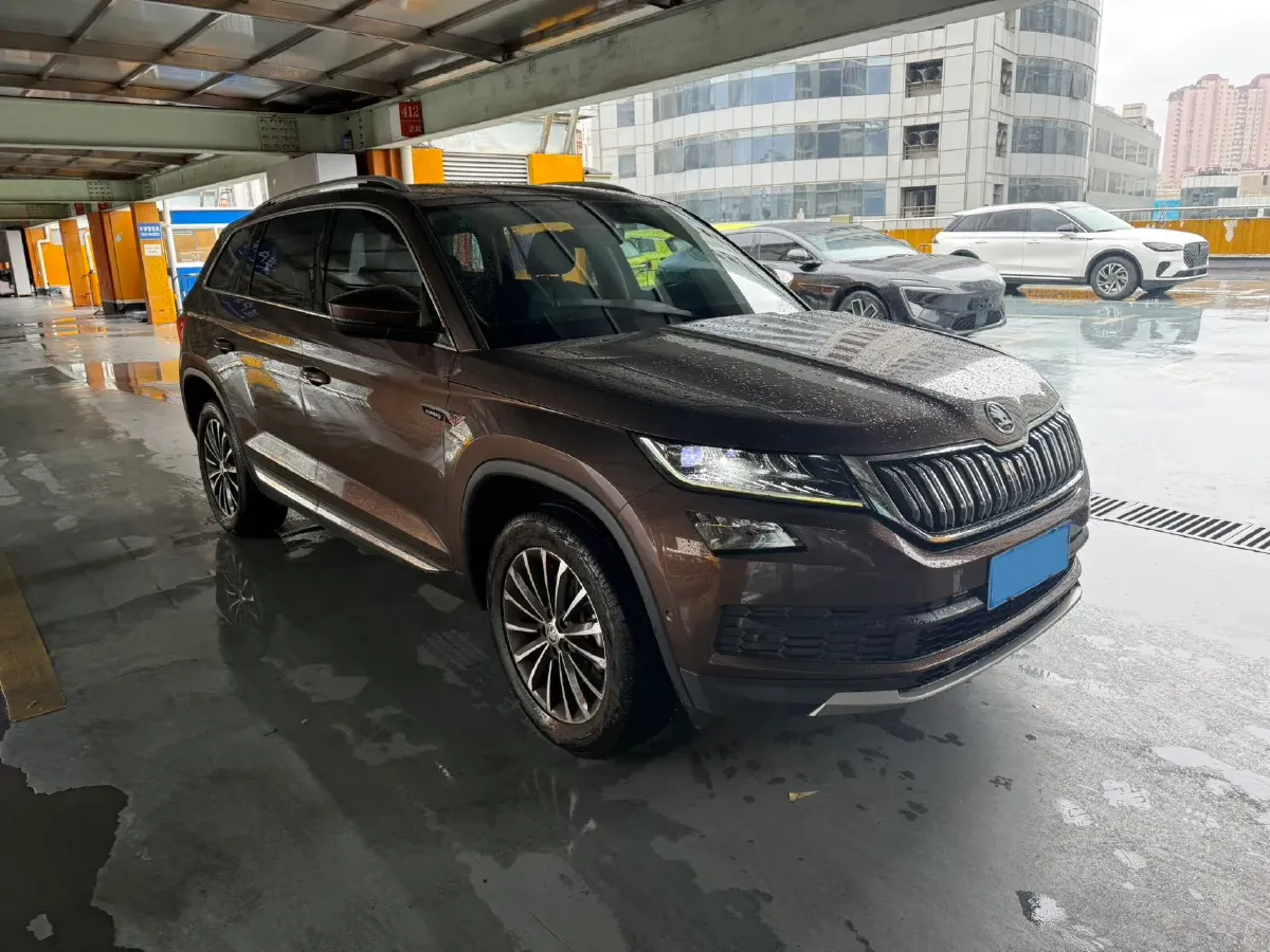 2019 Chevrolet Equinox 2.0T 260HP L4 9AT,autocango,china used car exporter,china ev exporter,chinese used car exporter,chinese used ev exporter