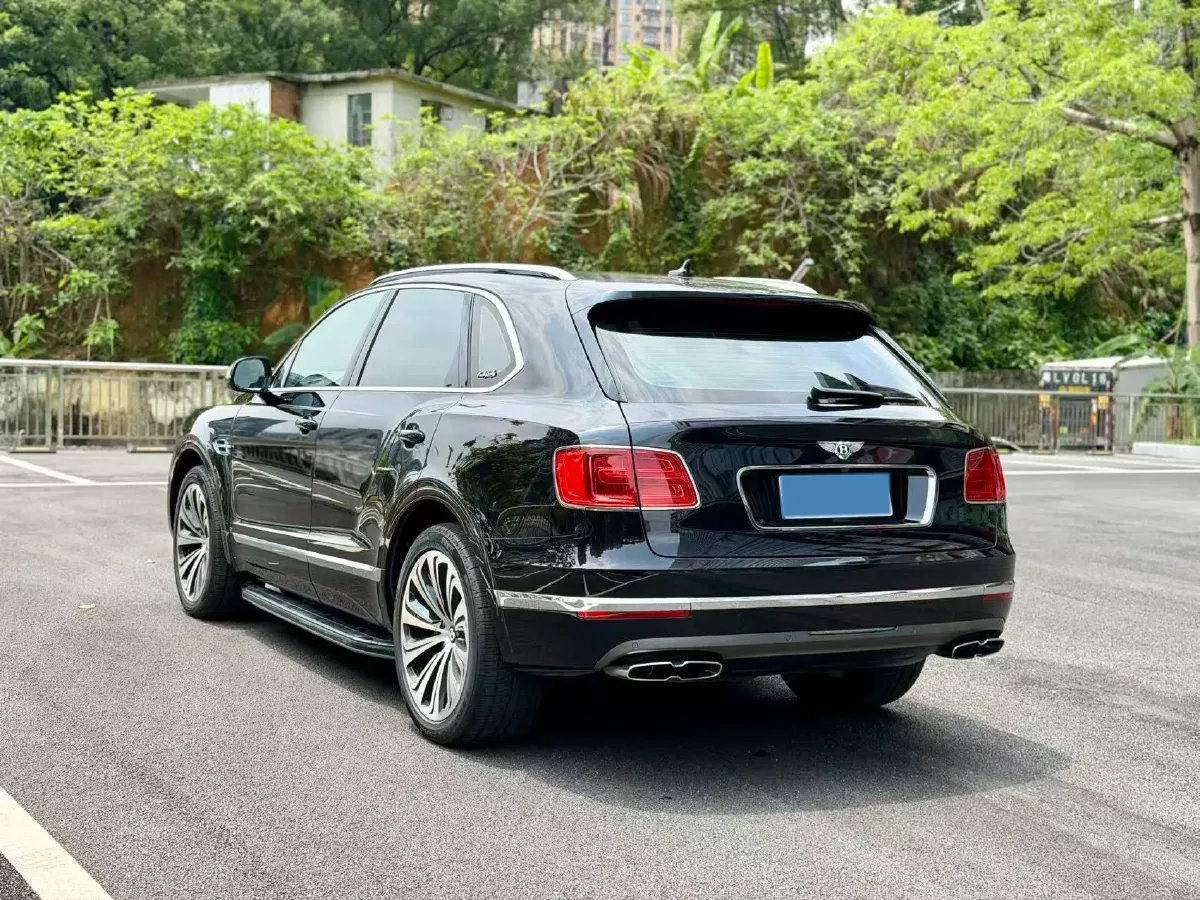 2018 Bentley Bentayga 4.0T 550HP V8 8AT,autocango,china used car exporter,china ev exporter,chinese used car exporter,chinese used ev exporter