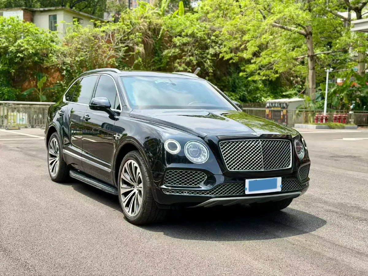 2018 Bentley Bentayga 4.0T 550HP V8 8AT,autocango,china used car exporter,china ev exporter,chinese used car exporter,chinese used ev exporter