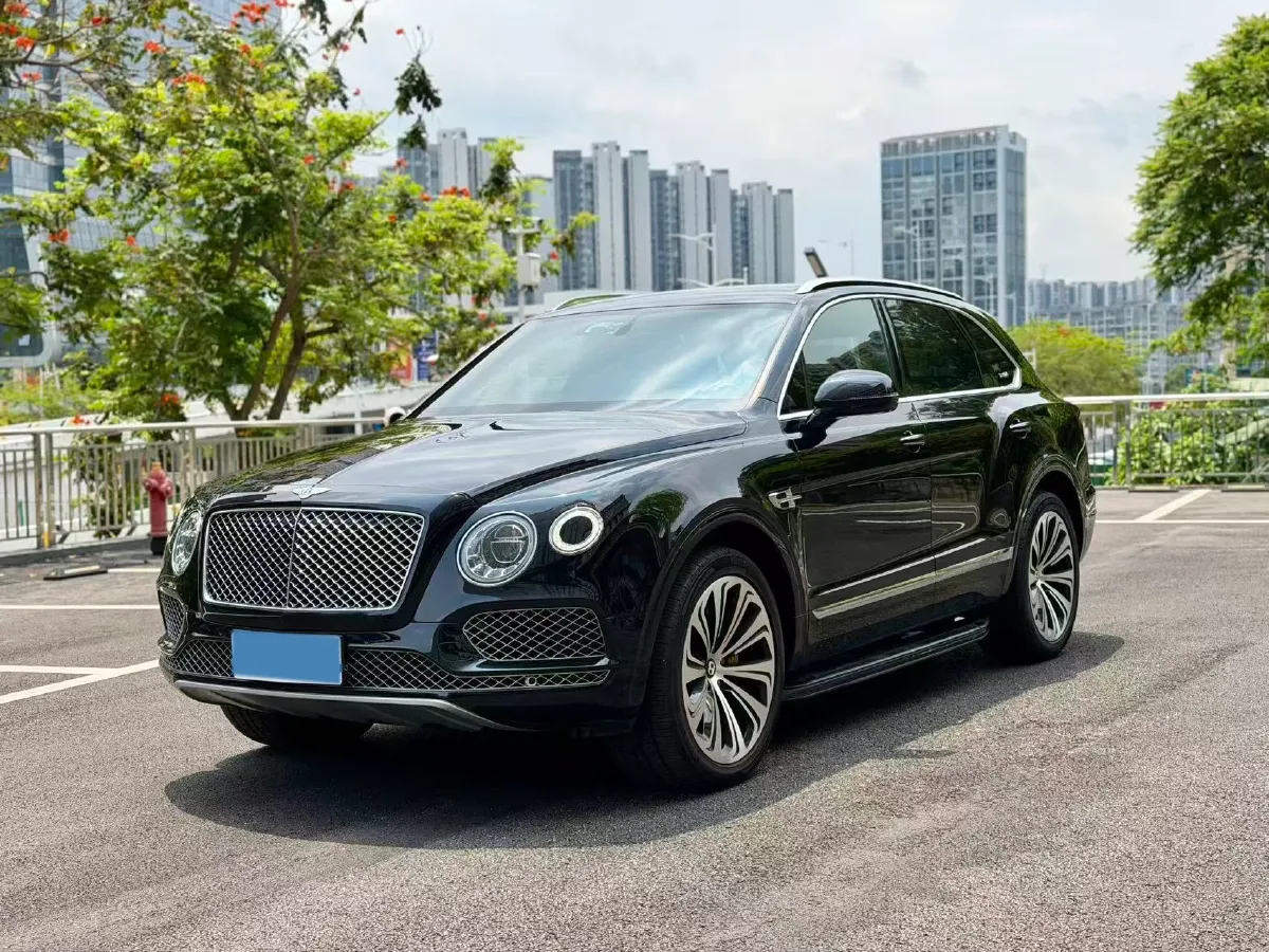 2018 Bentley Bentayga 4.0T 550HP V8 8AT,autocango,china used car exporter,china ev exporter,chinese used car exporter,chinese used ev exporter
