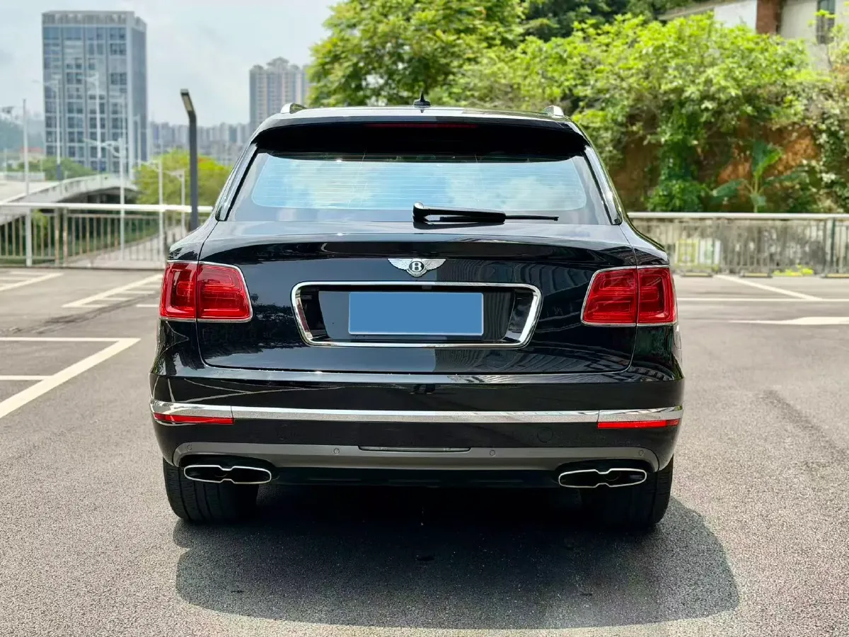 2018 Bentley Bentayga 4.0T 550HP V8 8AT,autocango,china used car exporter,china ev exporter,chinese used car exporter,chinese used ev exporter