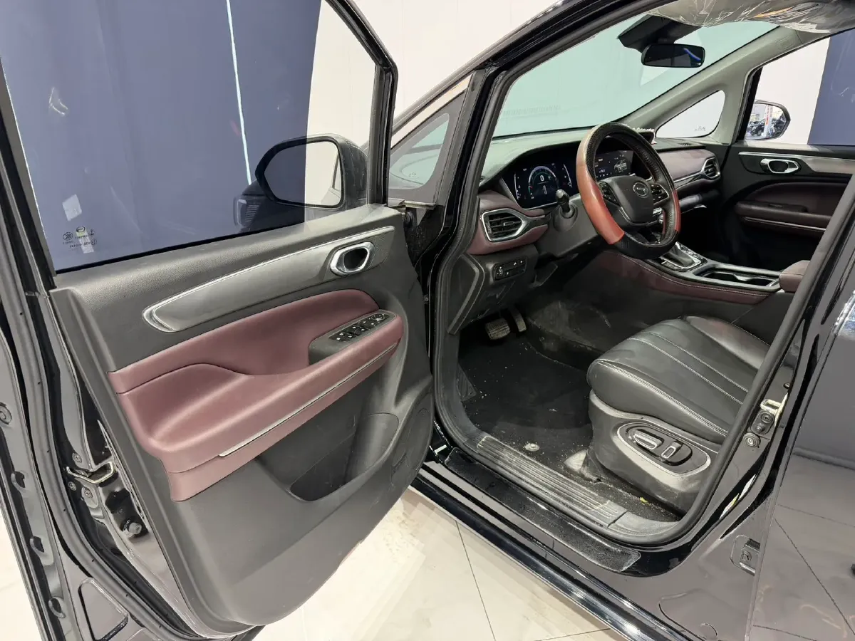 2021 GAC Trumpchi M6 1.5T 169HP L4 7DCT,autocango,china used car exporter,china ev exporter,chinese used car exporter,chinese used ev exporter