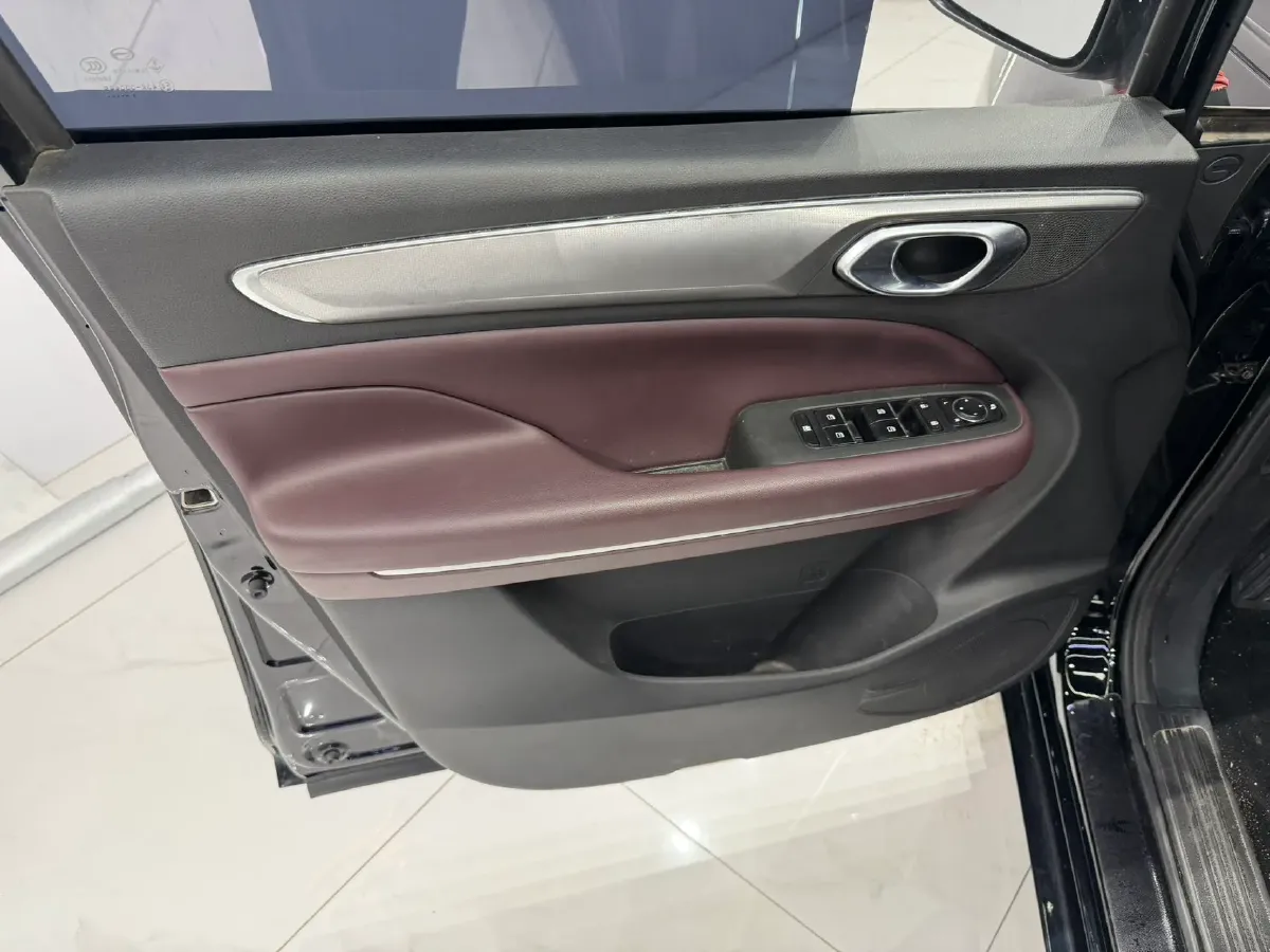2021 GAC Trumpchi M6 1.5T 169HP L4 7DCT,autocango,china used car exporter,china ev exporter,chinese used car exporter,chinese used ev exporter