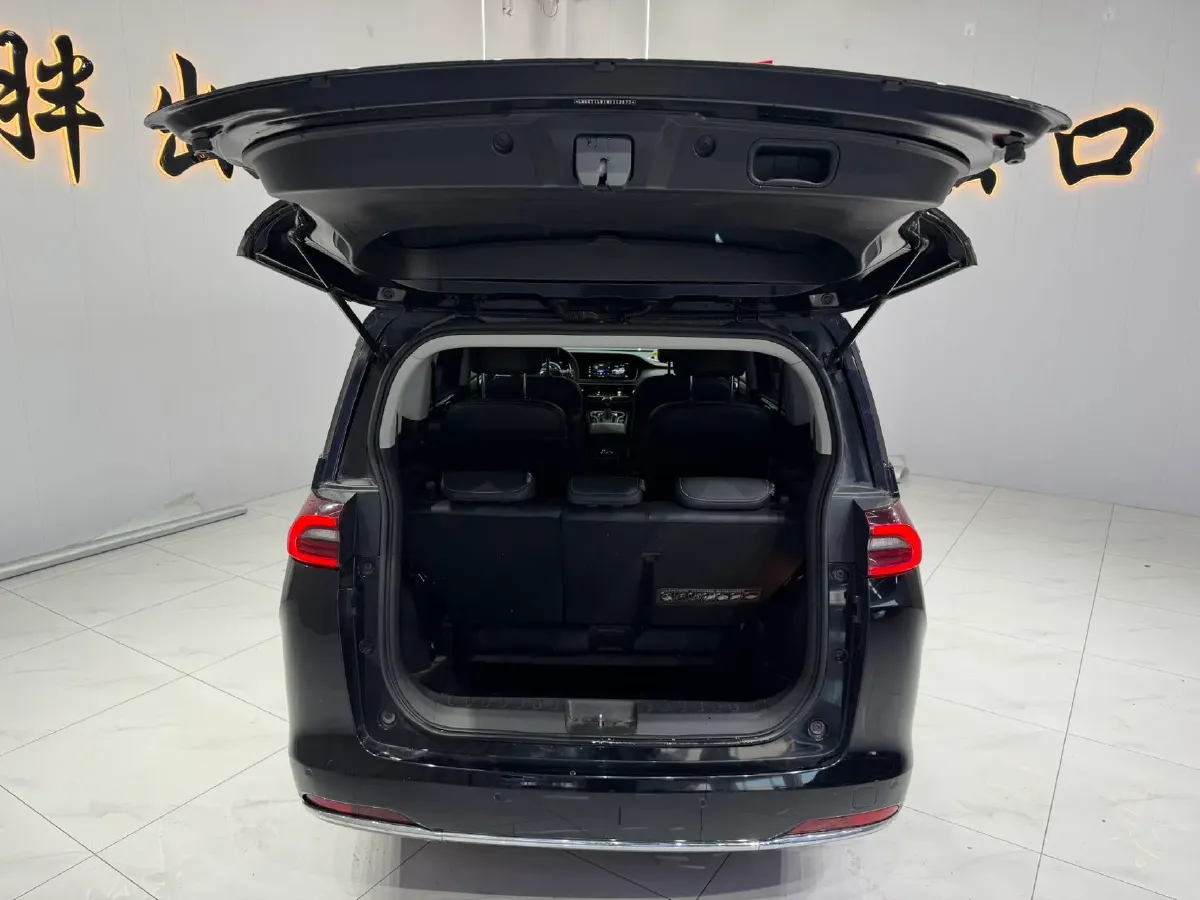 2021 GAC Trumpchi M6 1.5T 169HP L4 7DCT,autocango,china used car exporter,china ev exporter,chinese used car exporter,chinese used ev exporter