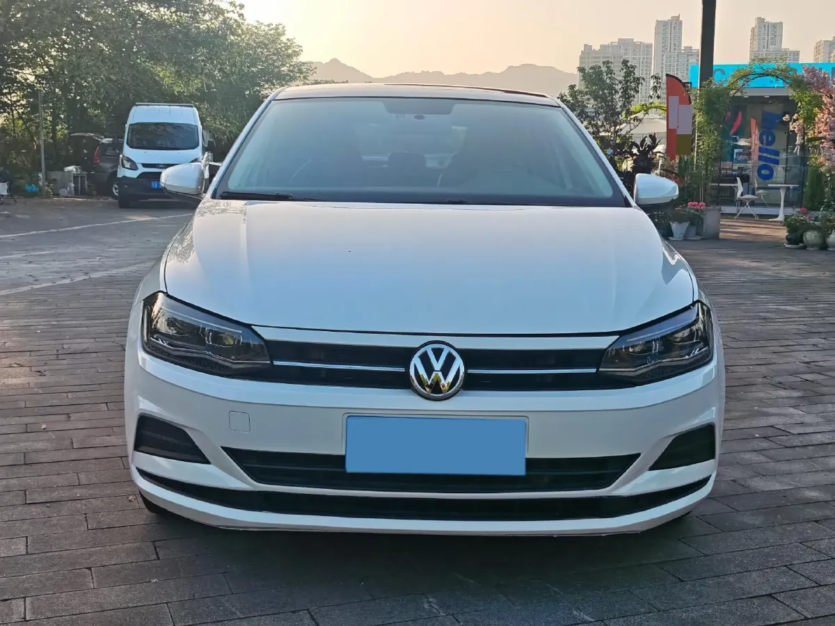 2019 Volkswagen Polo 1.5L 113HP L4 5MT,autocango,china used car exporter,china ev exporter,chinese used car exporter,chinese used ev exporter