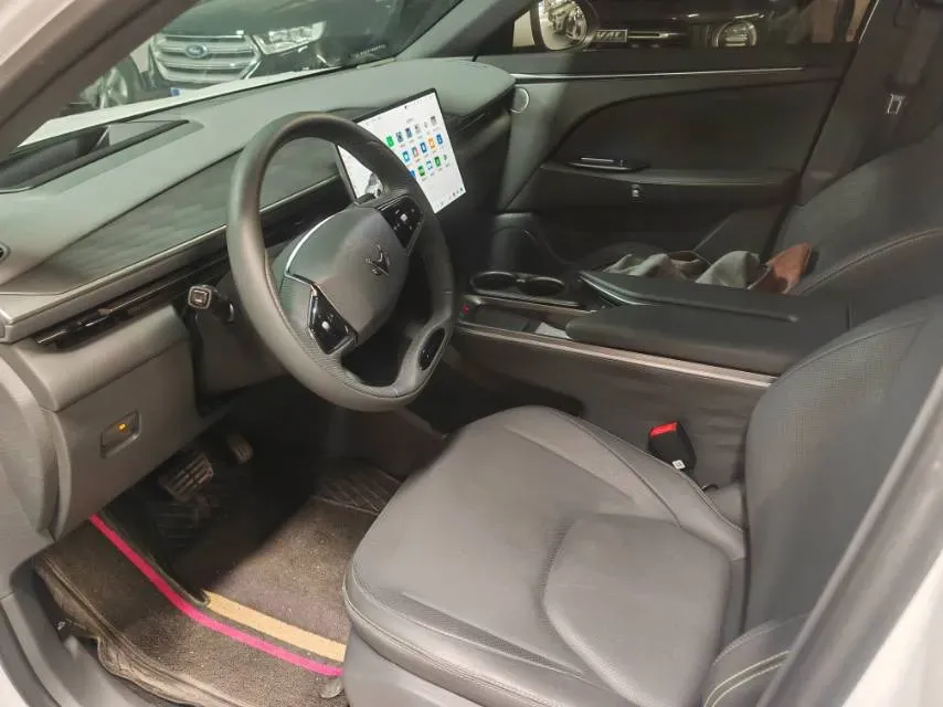 2026 ARCFOX αT5 REEV 105HP REEV,autocango,china used car exporter,china ev exporter,chinese used car exporter,chinese used ev exporter