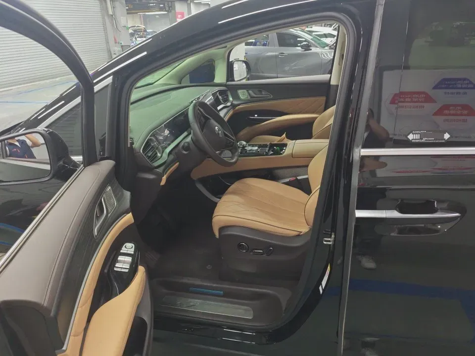 2024 Denza D9 1.5T 139HP L4 E-CVT PHEV 40KWH,autocango,china used car exporter,china ev exporter,chinese used car exporter,chinese used ev exporter