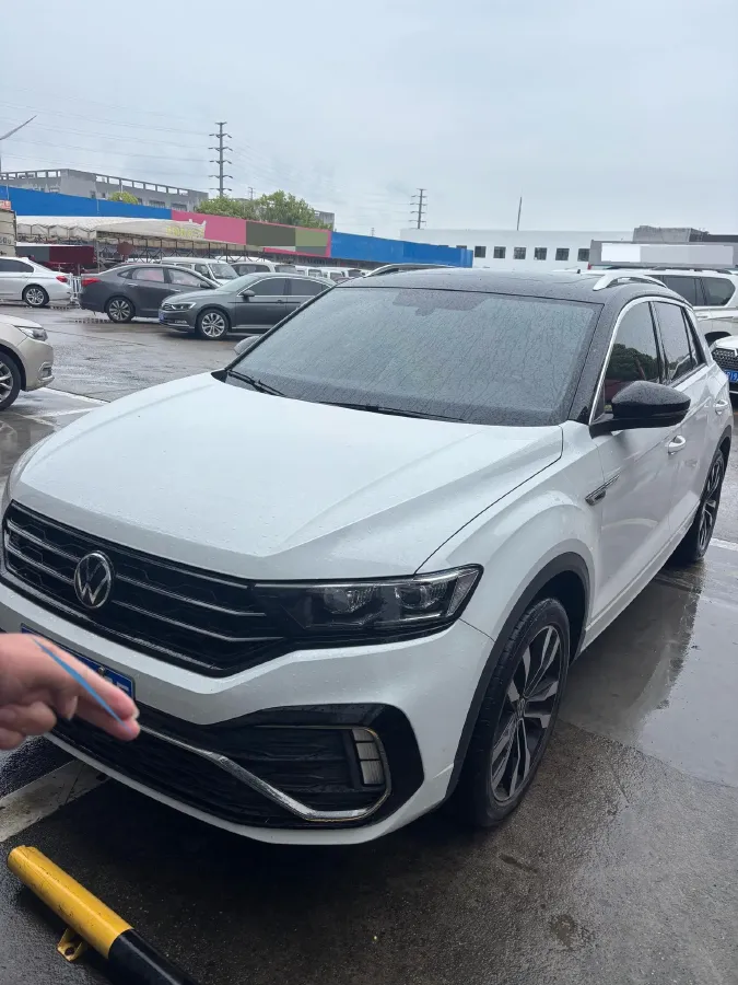 2022 Volkswagen T-Roc 1.4T 150HP L4 7DCT,autocango,china used car exporter,china ev exporter,chinese used car exporter,chinese used ev exporter