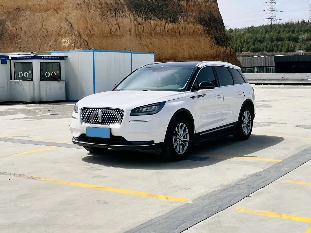 2020 Lincoln Corsair 2.0T 245HP L4 8AT,autocango,china used car exporter,china ev exporter,chinese used car exporter,chinese used ev exporter