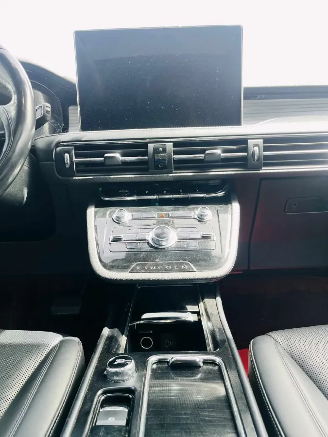 2020 Lincoln Corsair 2.0T 245HP L4 8AT,autocango,china used car exporter,china ev exporter,chinese used car exporter,chinese used ev exporter