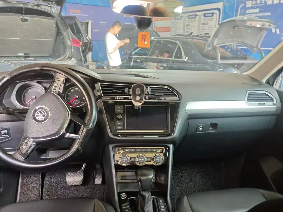 2017 MAXUS T60 2.0T 224HP L4 6AT,autocango,china used car exporter,china ev exporter,chinese used car exporter,chinese used ev exporter