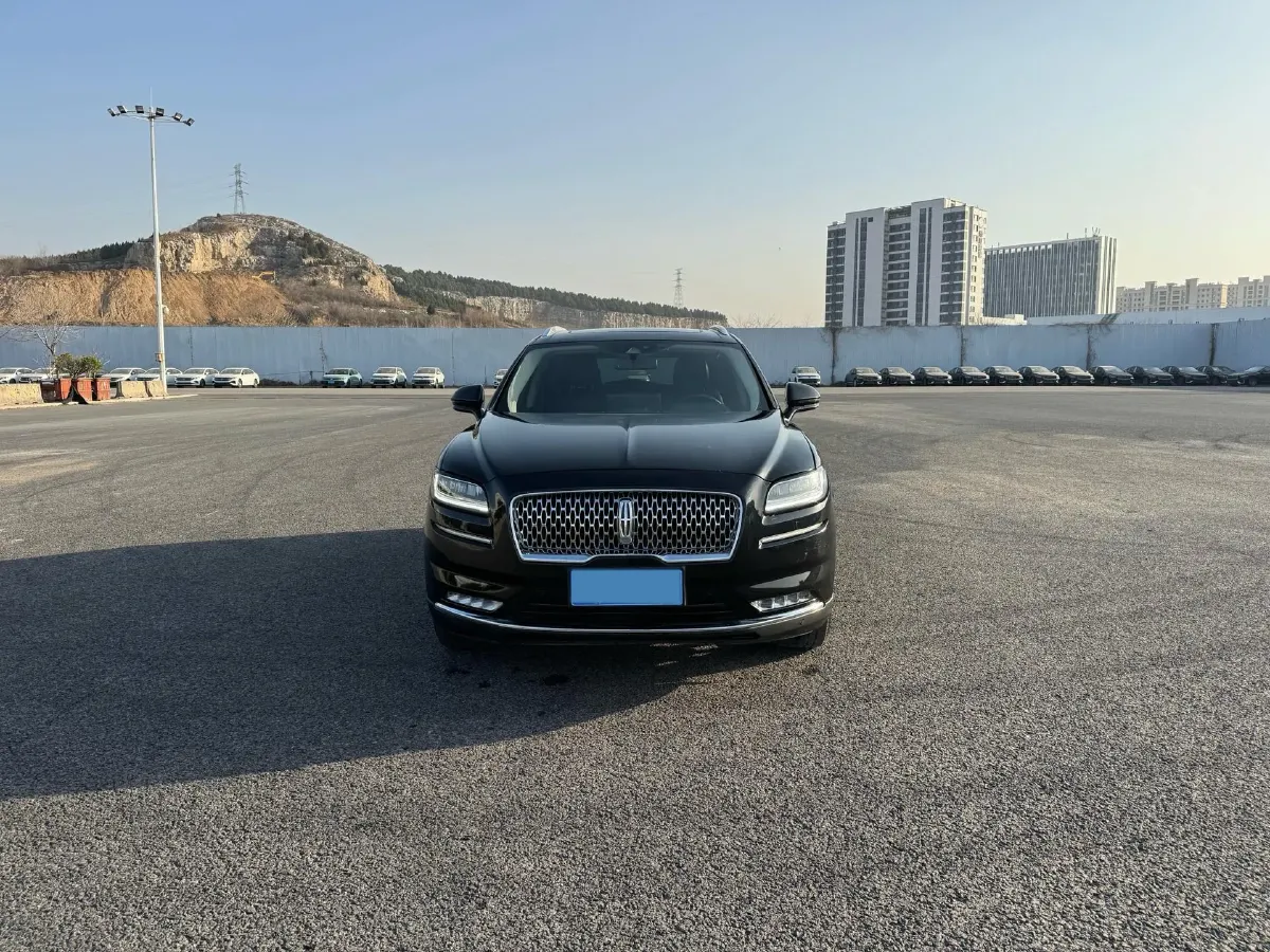 2021 Lincoln Nautilus 2.0T 245HP L4 8AT,autocango,china used car exporter,china ev exporter,chinese used car exporter,chinese used ev exporter