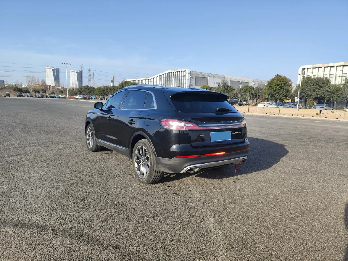 2021 Lincoln Nautilus 2.0T 245HP L4 8AT,autocango,china used car exporter,china ev exporter,chinese used car exporter,chinese used ev exporter