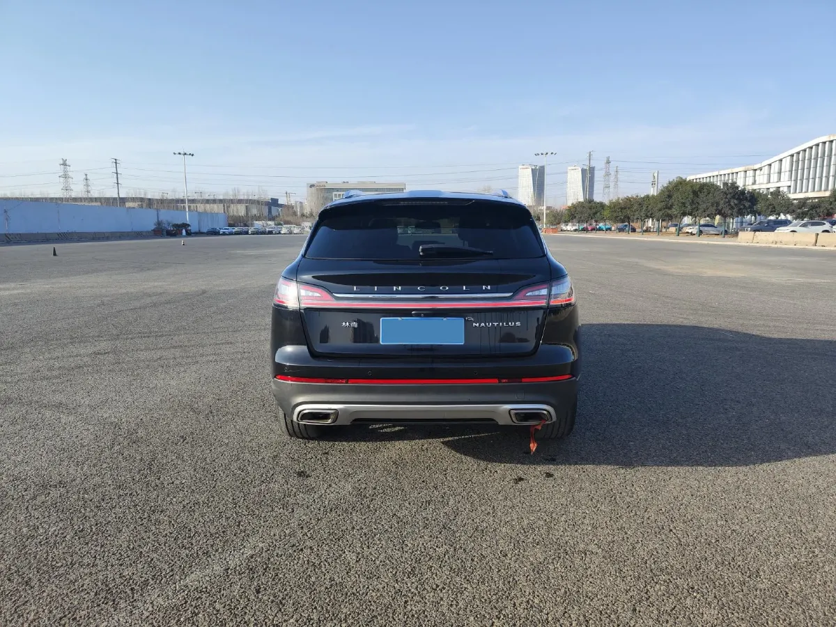 2021 Lincoln Nautilus 2.0T 245HP L4 8AT,autocango,china used car exporter,china ev exporter,chinese used car exporter,chinese used ev exporter