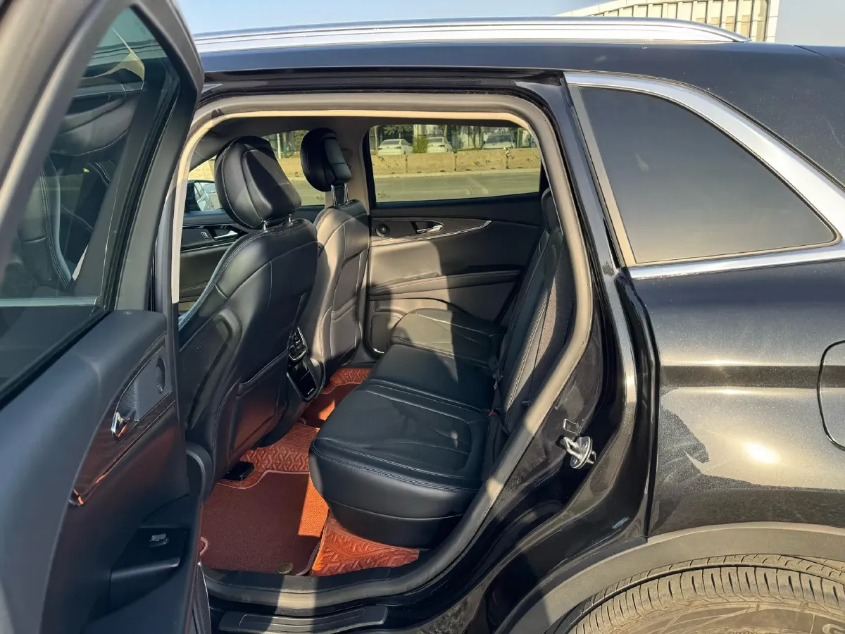 2021 Lincoln Nautilus 2.0T 245HP L4 8AT,autocango,china used car exporter,china ev exporter,chinese used car exporter,chinese used ev exporter