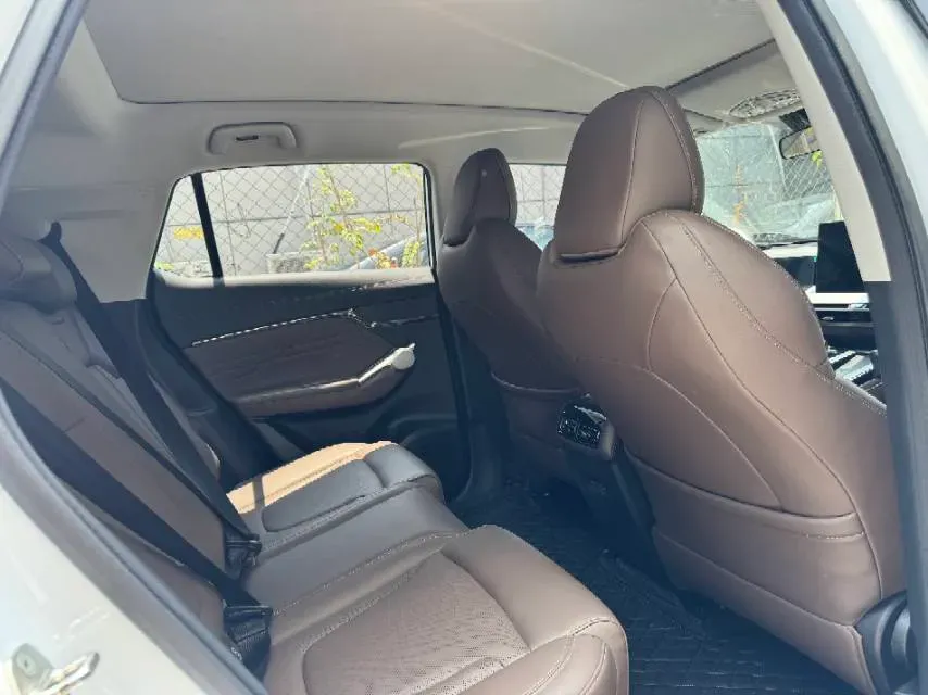 2024 GAC Trumpchi GS4 1.5T 177HP L4 7DCT,autocango,china used car exporter,china ev exporter,chinese used car exporter,chinese used ev exporter