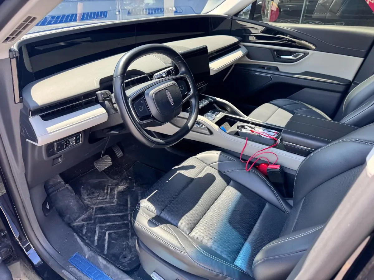 2023 Lincoln Nautilus 2.0T 261HP L4 8AT,autocango,china used car exporter,china ev exporter,chinese used car exporter,chinese used ev exporter
