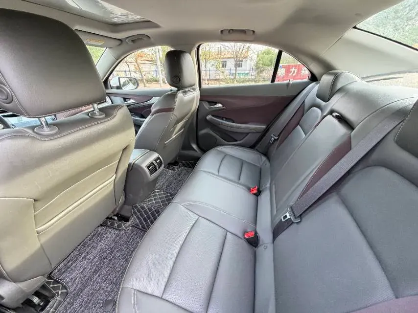 2018 Chevrolet Malibu 1.5T 170HP L4 6AT,autocango,china used car exporter,china ev exporter,chinese used car exporter,chinese used ev exporter