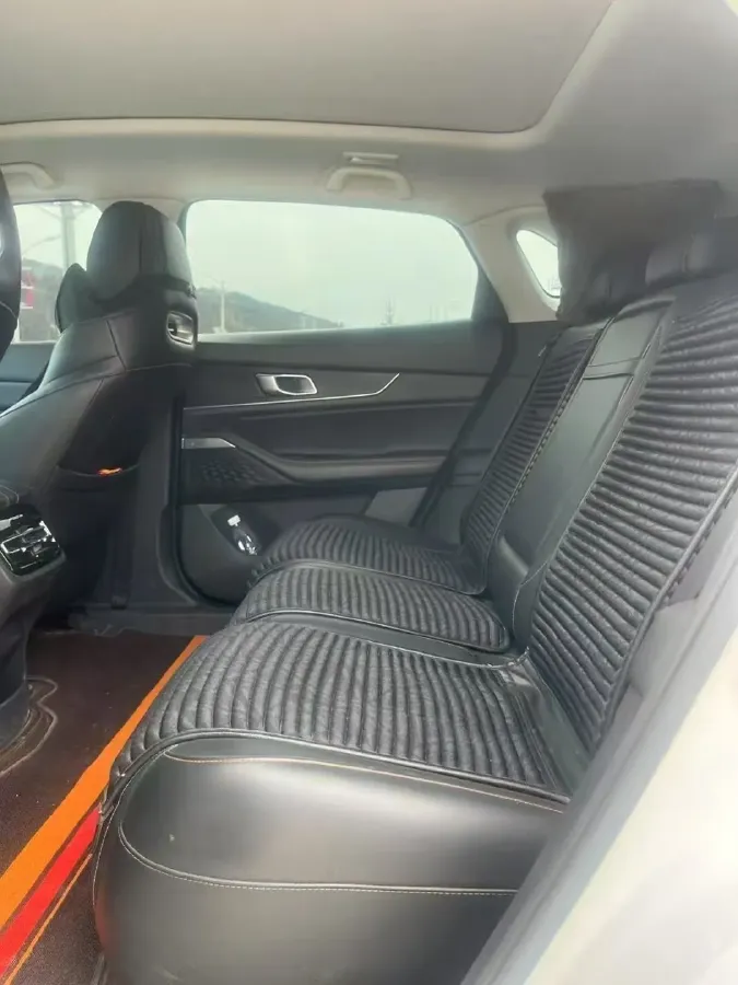 2023 ChangAn UNI-K iDD 1.5T 170HP L4 6TCT PHEV 28.39KWH,autocango,china used car exporter,china ev exporter,chinese used car exporter,chinese used ev exporter