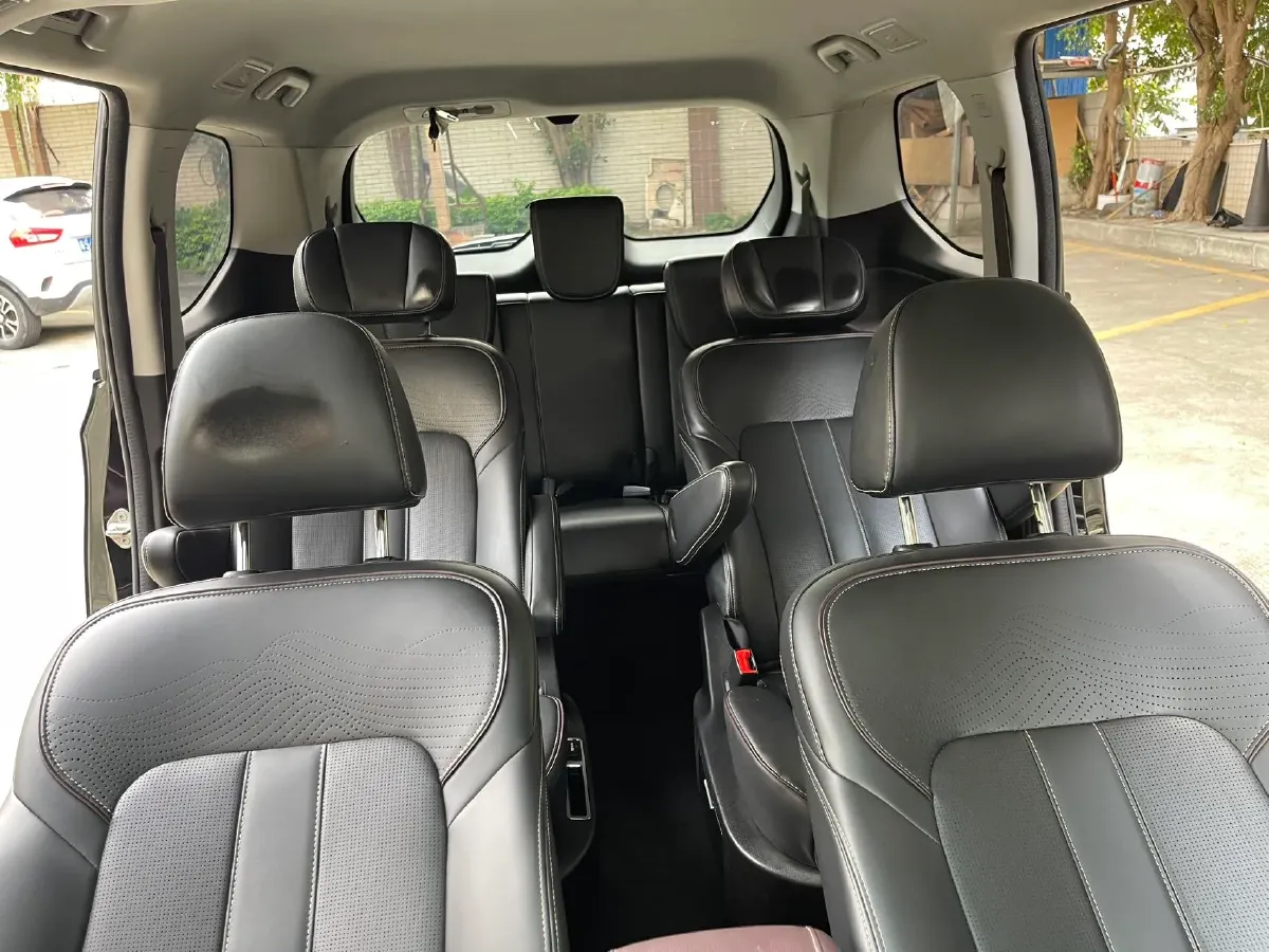 2023 GAC Trumpchi M6 1.5T 177HP L4 7DCT,autocango,china used car exporter,china ev exporter,chinese used car exporter,chinese used ev exporter