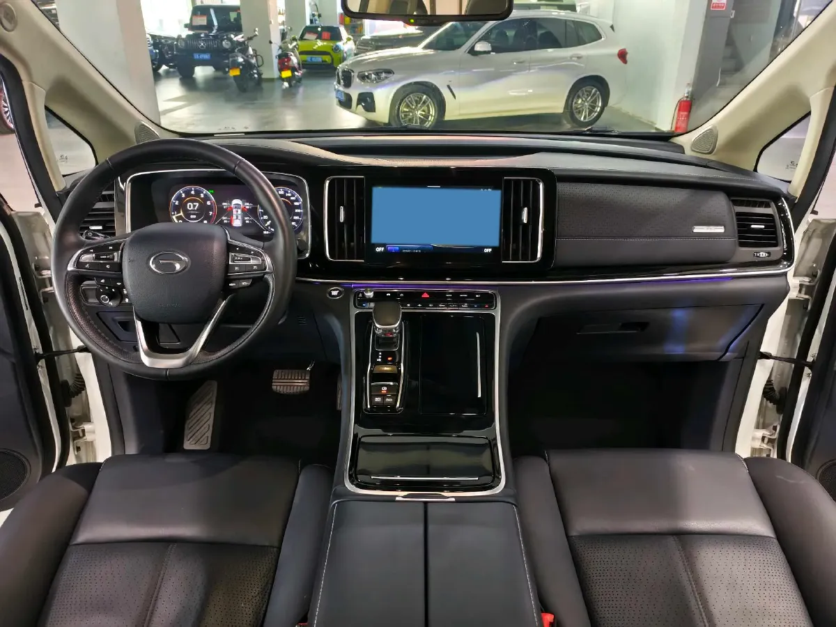 2021 GAC Trumpchi M8 2.0T 252HP L4 8AT,autocango,china used car exporter,china ev exporter,chinese used car exporter,chinese used ev exporter